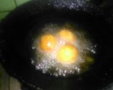 A picture of step 6 of Fried sticky rice mango balls.