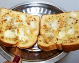 A picture of step 3 of Cheesy Garlic Bread toast.