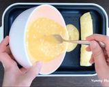 A picture of step 3 of Rolling omelette.