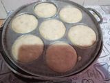 Kue lumpur roti tawar