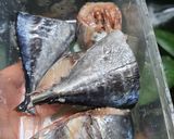 Foto langkah ke 1 dari resep Ikan Tongkol Asam Padeh.