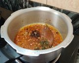 A picture of step 7 of Egg peas masala.