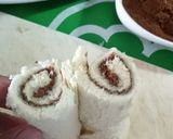Foto langkah ke 7 dari resep Roti Gulung Milo.