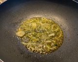 Foto del passaggio 4 della ricetta Tagliatelle Mazzancolle e Zucchine