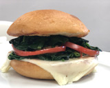 Foto del paso 3 de la receta: Sándwich de espinacas y queso fundido