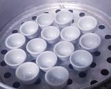 รูปขั้นตอนการทำที่ 5 ของ ขนมมันสำปะหลังนึ่งใส่ใบเตย