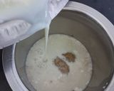 A picture of step 4 of Makhana dry fruits shake.