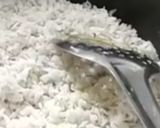 A picture of step 4 of Kanda Poha.