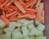 Foto langkah ke 1 dari resep Tumis Kentang Wortel.