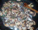 Foto del paso 3 de la receta: Fideos con pollo champiñones y crema