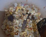 Foto langkah ke 2 dari resep IndoMie Kari Ayam Spesial Komplit.