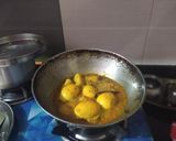 A picture of step 4 of Anda Masala.