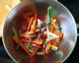 A picture of step 5 of Quick Thai paneer sandwich with salad.