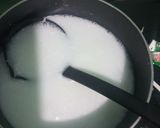 Foto langkah ke 2 dari resep Bubur sumsum hijau.