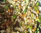 વેજ. હકકા નૂડલ્સ (Veg Hakka Noodles Recipe in Gujarati) રેસીપી સ્ટેપ2ફોટો