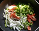 Foto langkah ke 2 dari resep Oseng Kangkung Bumbu Belacan.