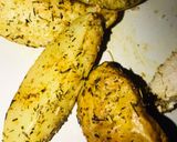 A picture of step 4 of Mixed-herb Potato Wedges.