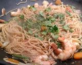 Foto del paso 4 de la receta: Fideos con camarones