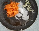 Foto del passaggio 2 della ricetta Gyoza gemellati vegani