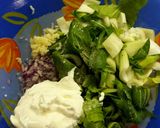 A picture of step 5 of Pak choi salad with leek and onion.