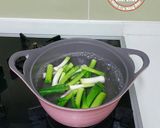 Hình bước làm 4 của món Tỏi Tây Trộn Cay 픗마늘 무침