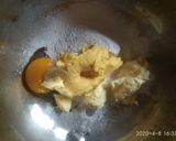 Foto langkah ke 2 dari resep Thumbprint Cheese Cookies.