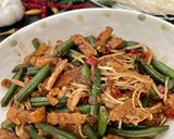 Foto langkah ke 5 dari resep Oseng tempe buncis enoki.