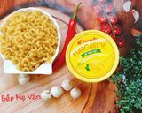 Hình bước làm 1 của món Nui chiên bơ tỏi cay