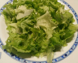 Foto del paso 1 de la receta: Ensalada de frutos secos con vinagreta de miel