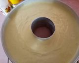 Foto langkah ke 4 dari resep Lemon Cake with Lemon Frosting.