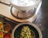 A picture of step 4 of Sarson ka saag.