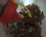 Foto langkah ke 3 dari resep Oseng Kikil Lombok Ijo.