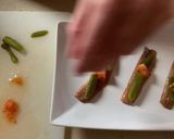 Foto del paso 6 de la receta: Sardina ahumada, encurtidos y tomate