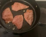 A picture of step 1 of Chicken and Mushroom.