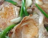 Foto del paso 4 de la receta: Costeleta de cerdo en salsa con maíz cremoso