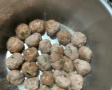 Foto del paso 3 de la receta: Albóndigas con tomate alHorno muy fácil y rápido