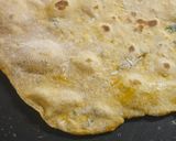 A picture of step 2 of Masala thepla.