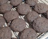 Foto del paso 6 de la receta: Galletas melosas de chocolate