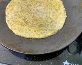 A picture of step 3 of Bathua thepla.