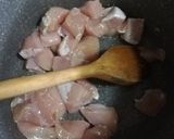 Foto del paso 1 de la receta: Estofado de pollo