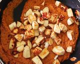 A picture of step 4 of Niramish Paneer.