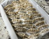 Foto del paso 10 de la receta: Empanadillas chinas o Gyozas de pollo y langostinos