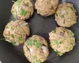 વધેલા મિસળ માંથી કટલેસ (Leftover Misal Cutlet Recipe In Gujarati) રેસીપી સ્ટેપ2ફોટો