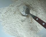 Foto del paso 1 de la receta: Pizza en sartén sin levadura