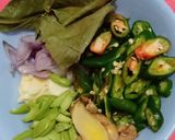 Foto langkah ke 2 dari resep Ikan Peda Pete Oseng Cabe Ijo.