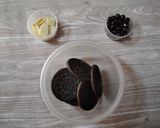 Foto langkah ke 1 dari resep Brownies shiny crust anti gagal pakai otang.
