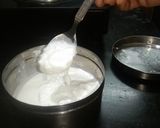 A picture of step 1 of Homemade Fresh Cream.