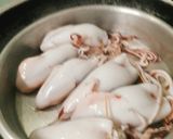 Hình bước làm 1 của món Mực rim nước mắm