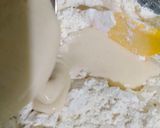 Foto langkah ke 3 dari resep Adonan Dasar Roti Tanpa Ulen Dengan Minyak.