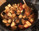 Une image de l'étape 8 de Aubergines violettes aux tomates, gingembre et paprika.